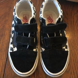 Kids Peanuts edition vans